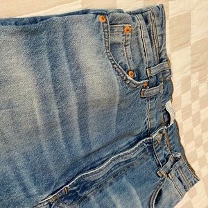 Highwaist cut out jeans